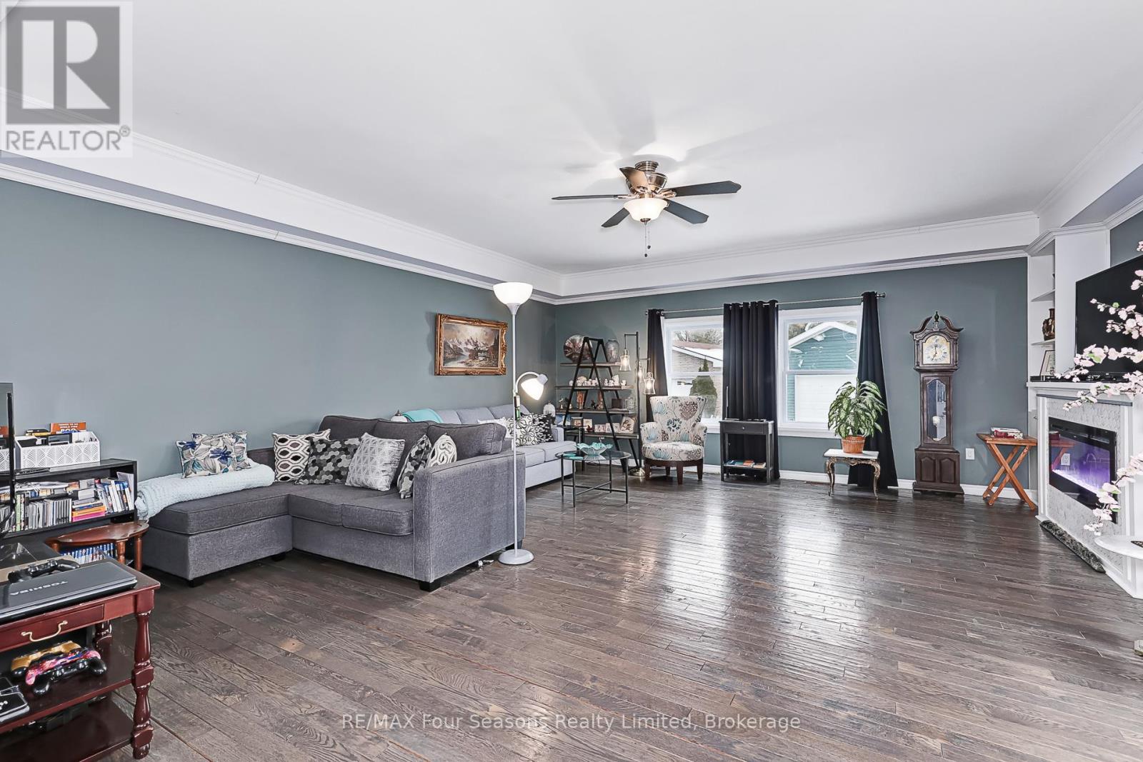 225 Christopher Street, Clearview (Stayner), Ontario  L0M 1S0 - Photo 15 - S12687284