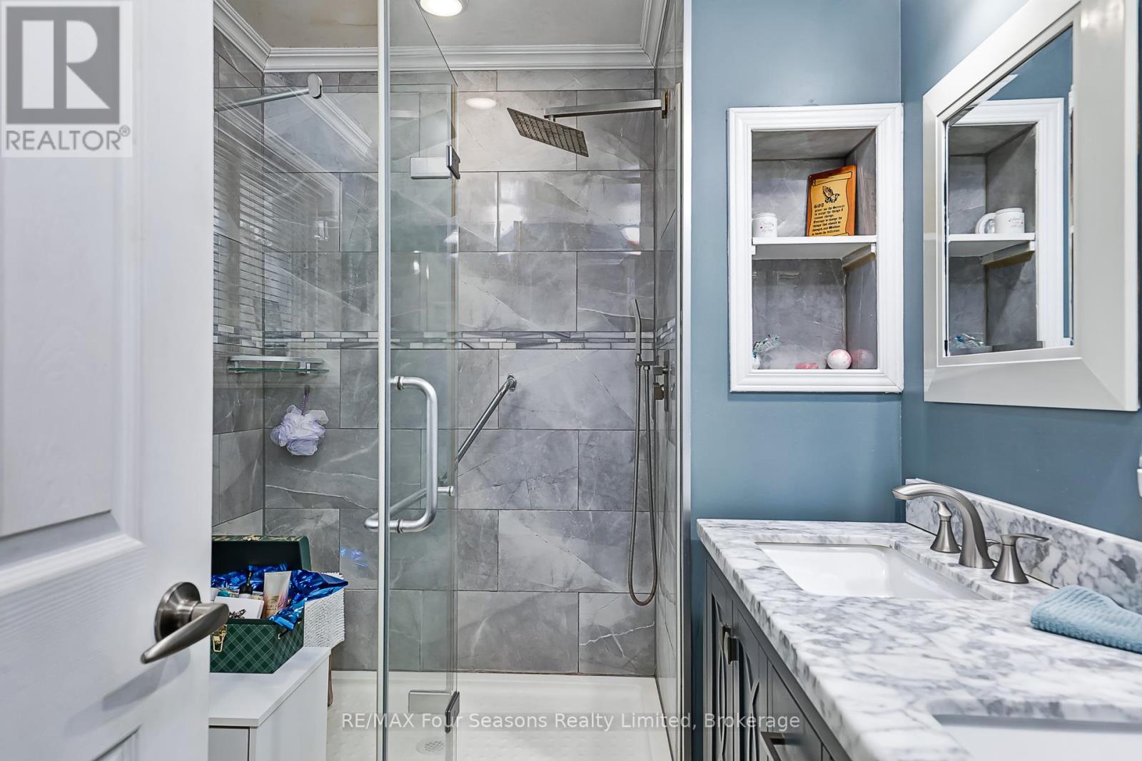 225 Christopher Street, Clearview (Stayner), Ontario  L0M 1S0 - Photo 24 - S12687284