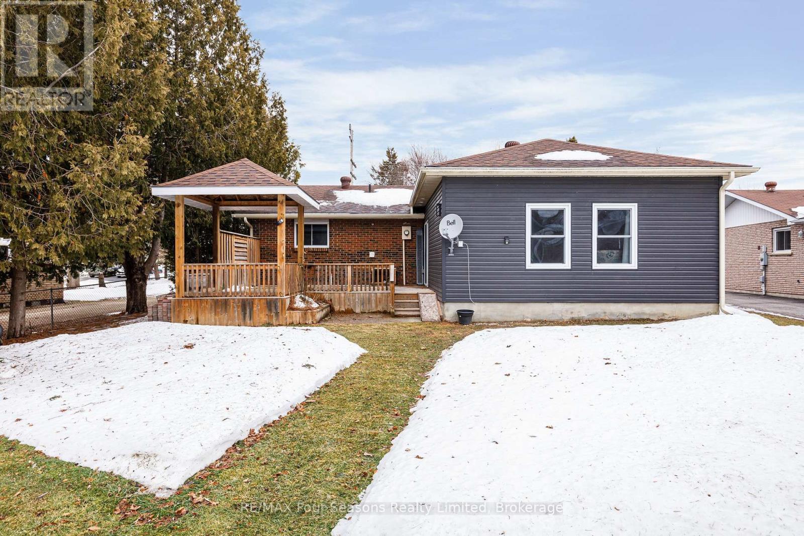 225 Christopher Street, Clearview (Stayner), Ontario  L0M 1S0 - Photo 34 - S12687284