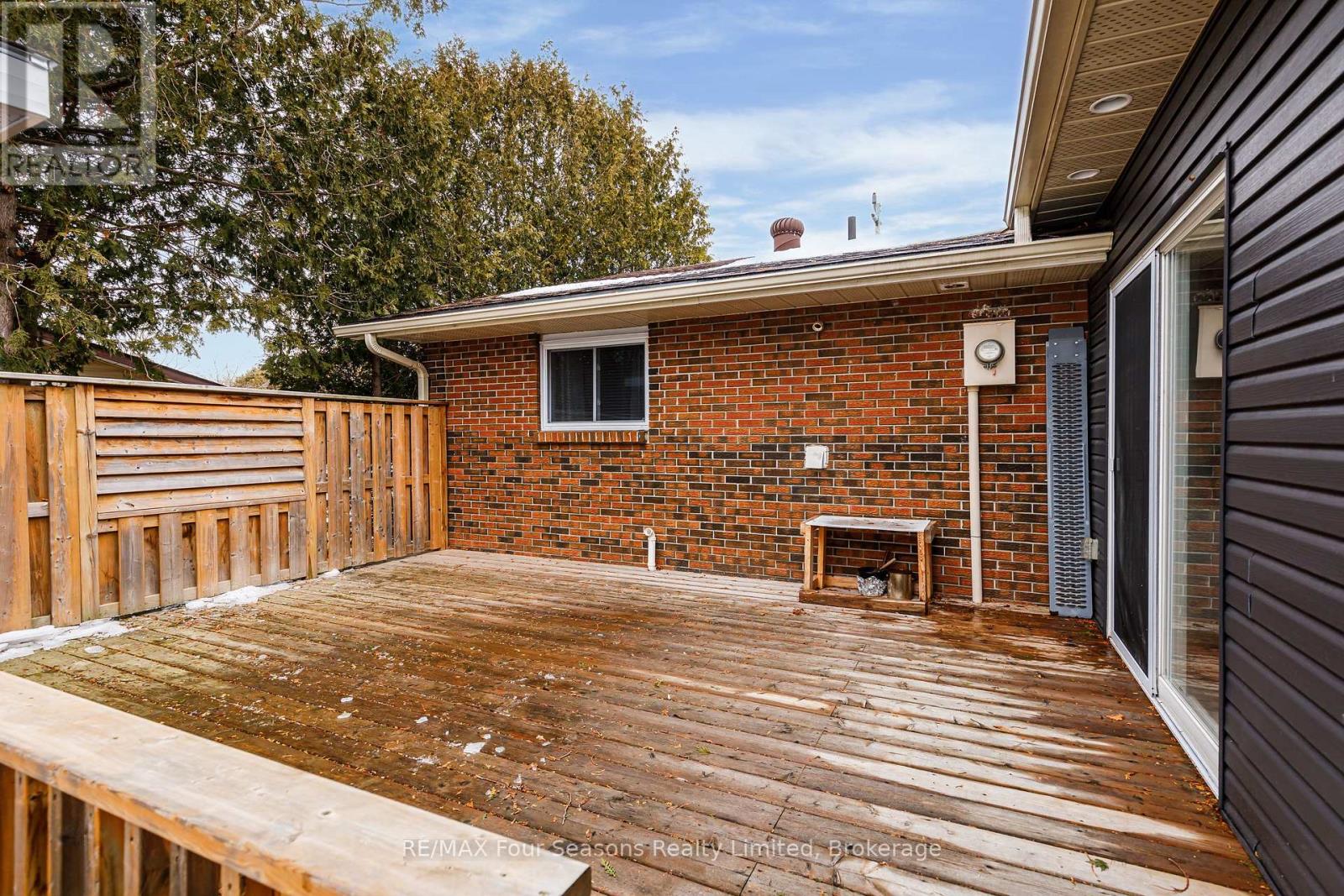 225 Christopher Street, Clearview (Stayner), Ontario  L0M 1S0 - Photo 32 - S12687284