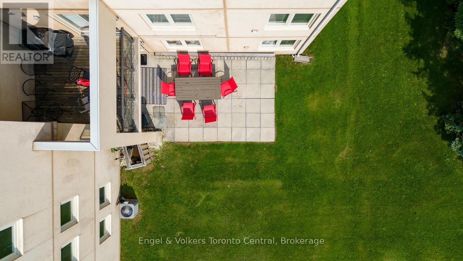 121 - 169 Jozo Weider Boulevard, Blue Mountains, Ontario  L9Y 0P7 - Photo 34 - X12686264