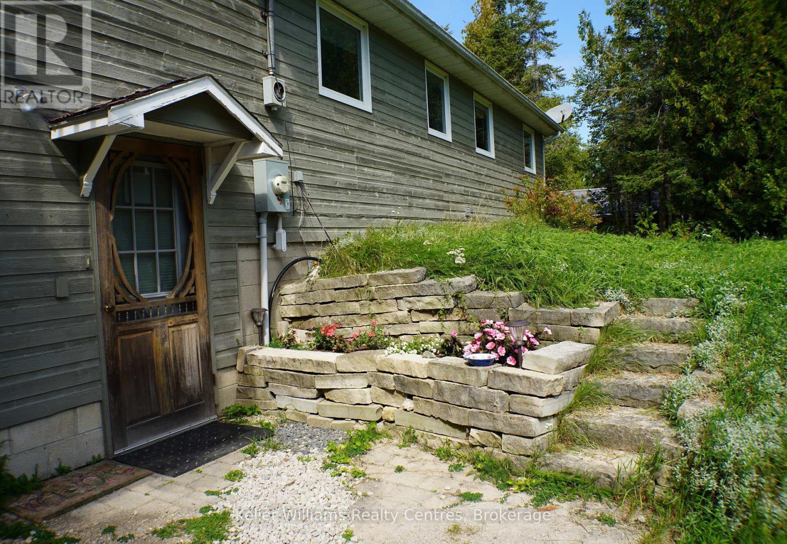 62 Zorra Drive, Northern Bruce Peninsula, Ontario  N0H 2R0 - Photo 9 - X12687226