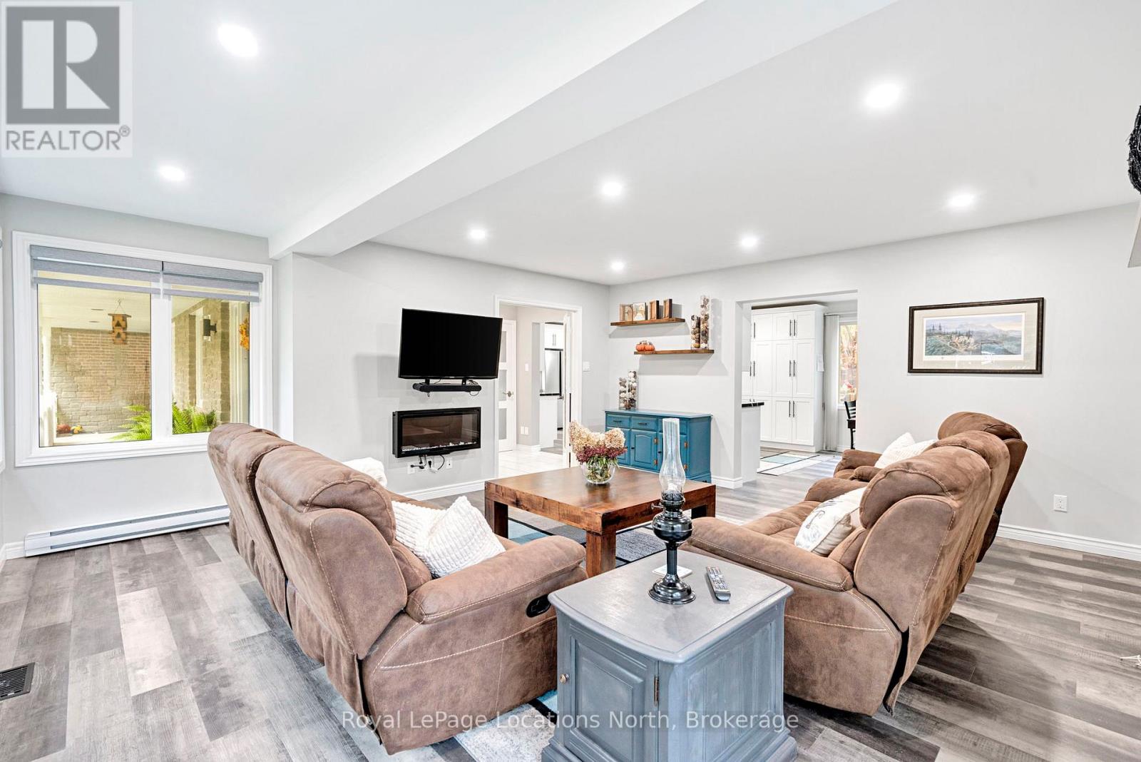 266 45th Street S, Wasaga Beach, Ontario  L9Z 1R3 - Photo 15 - S12485492