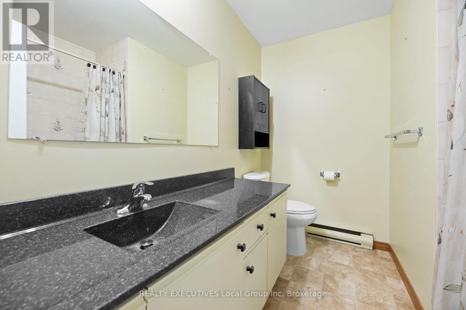 35 - 624 Lakeshore Drive, North Bay, Ontario  P1A 2E8 - Photo 17 - X12160069