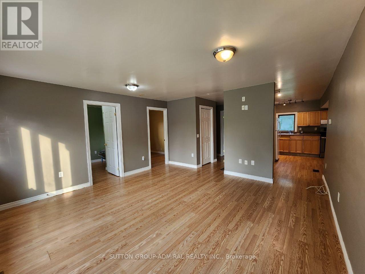 141 Silas Boulevard, Georgina, Ontario  L4P 2K2 - Photo 14 - N12687076