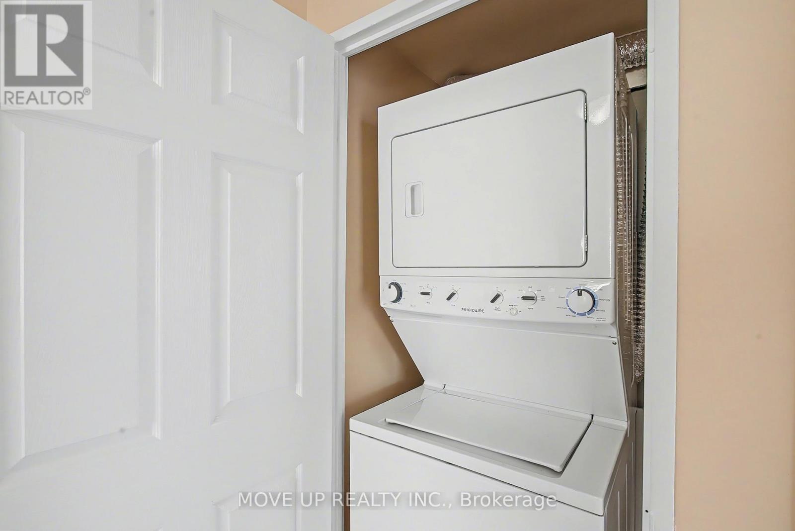 810 - 91 Townsgate Drive, Vaughan, Ontario  L4J 8E8 - Photo 24 - N12687150