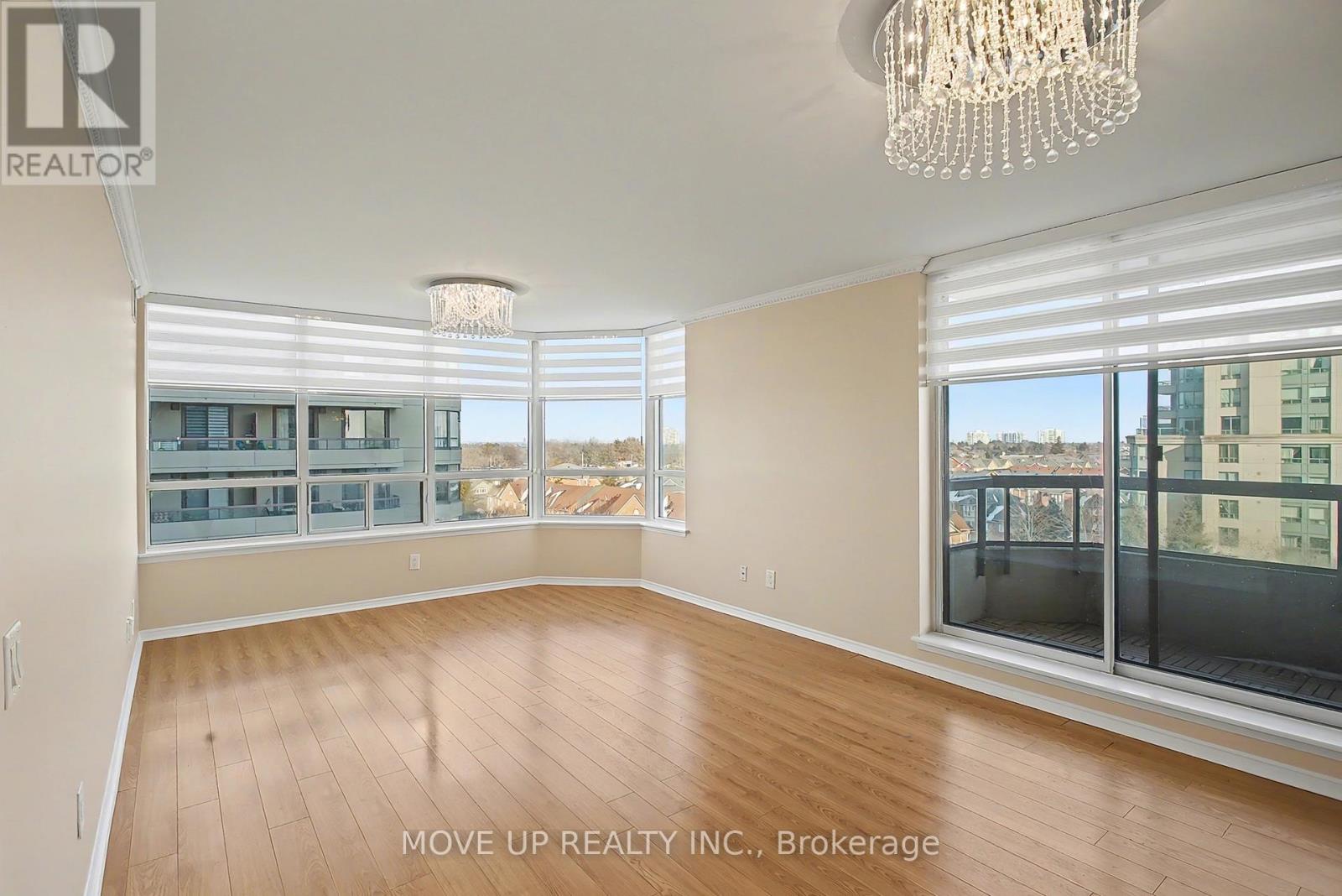 810 - 91 Townsgate Drive, Vaughan, Ontario  L4J 8E8 - Photo 6 - N12687150