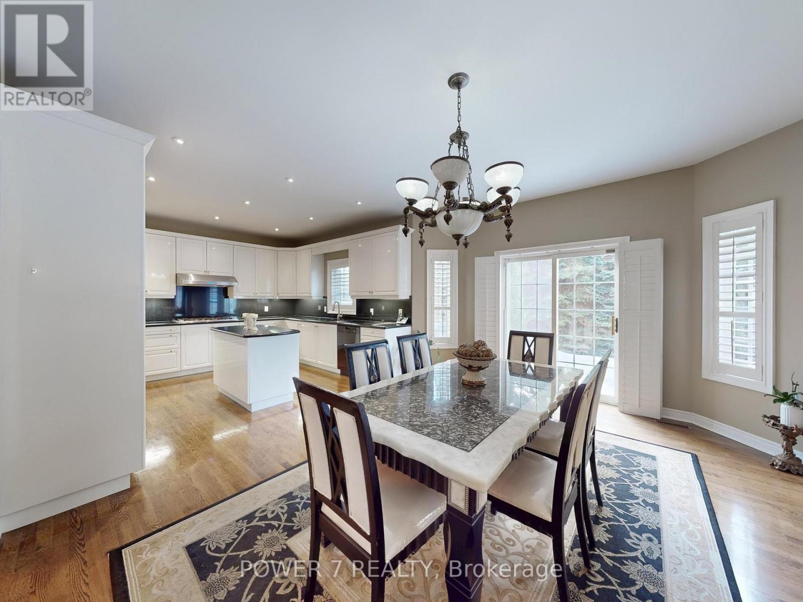 32 Goldring Crescent, Markham, Ontario  L6C 1Y6 - Photo 14 - N12687188