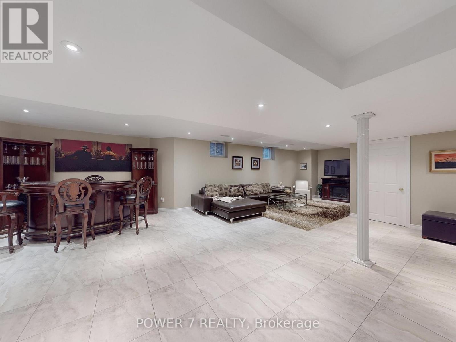 32 Goldring Crescent, Markham, Ontario  L6C 1Y6 - Photo 35 - N12687188