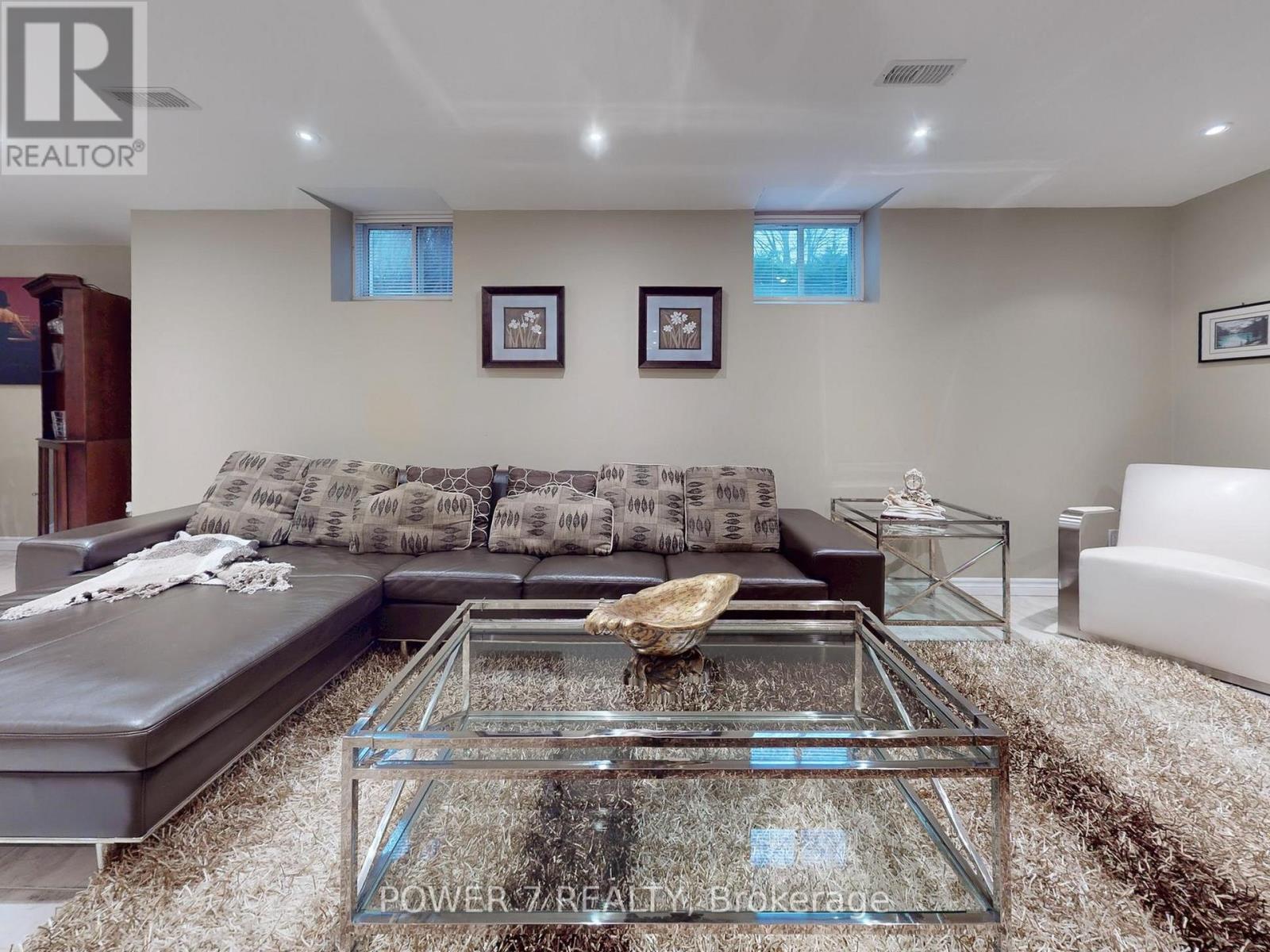 32 Goldring Crescent, Markham, Ontario  L6C 1Y6 - Photo 39 - N12687188