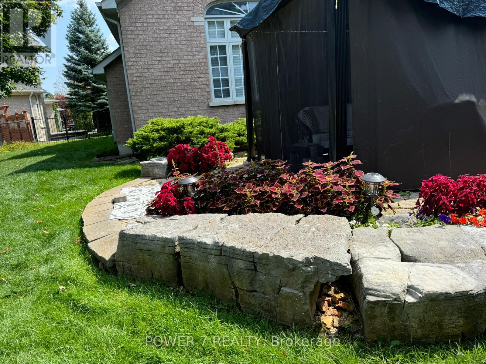 32 Goldring Crescent, Markham, Ontario  L6C 1Y6 - Photo 49 - N12687188