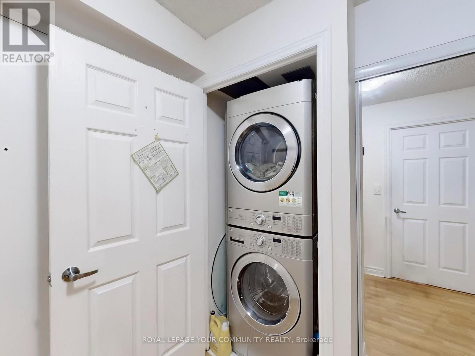 701 - 225 Wellesley Street, Toronto, Ontario  M4X 1X8 - Photo 33 - C12677574