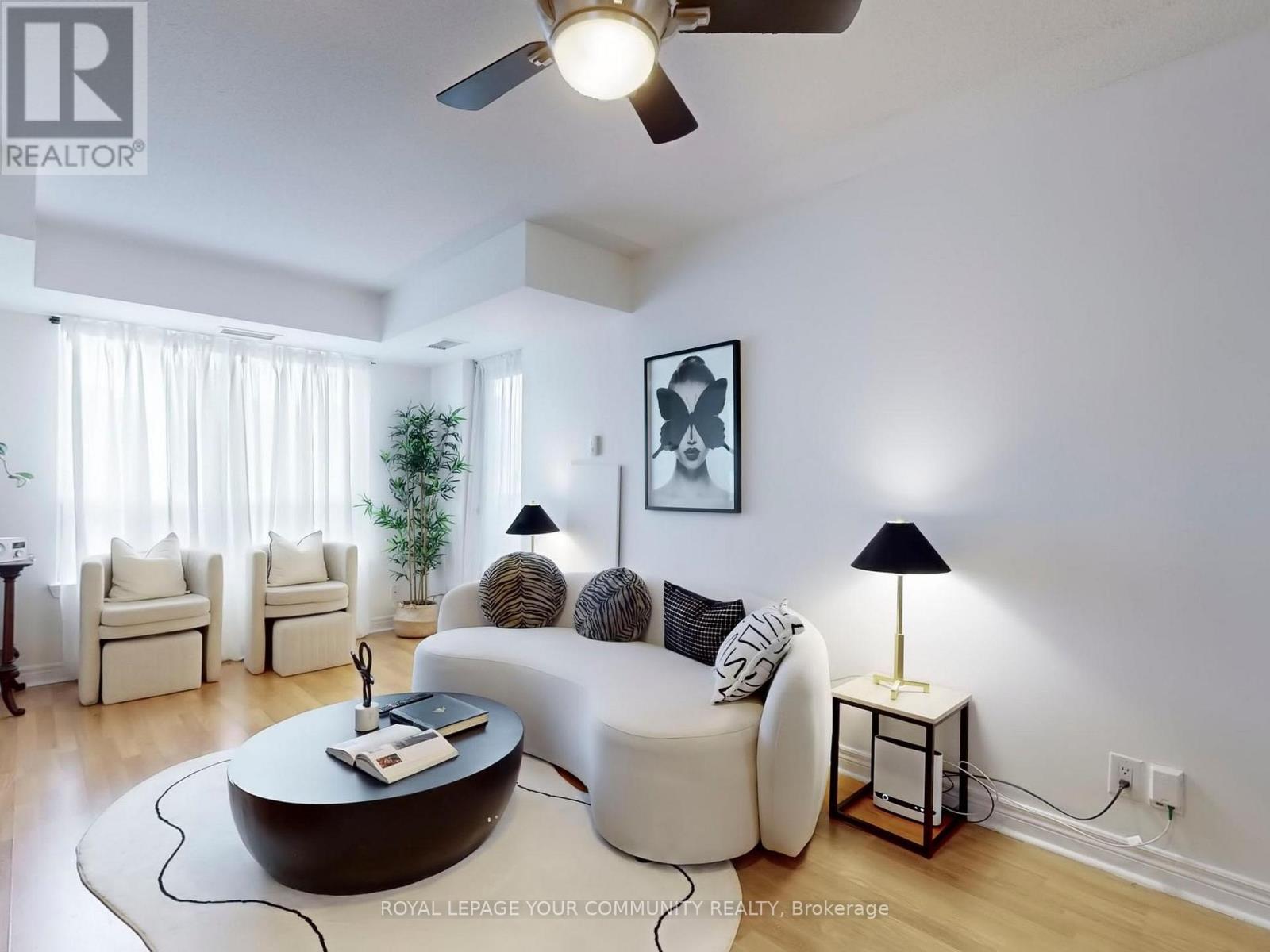 701 - 225 Wellesley Street, Toronto, Ontario  M4X 1X8 - Photo 16 - C12677574