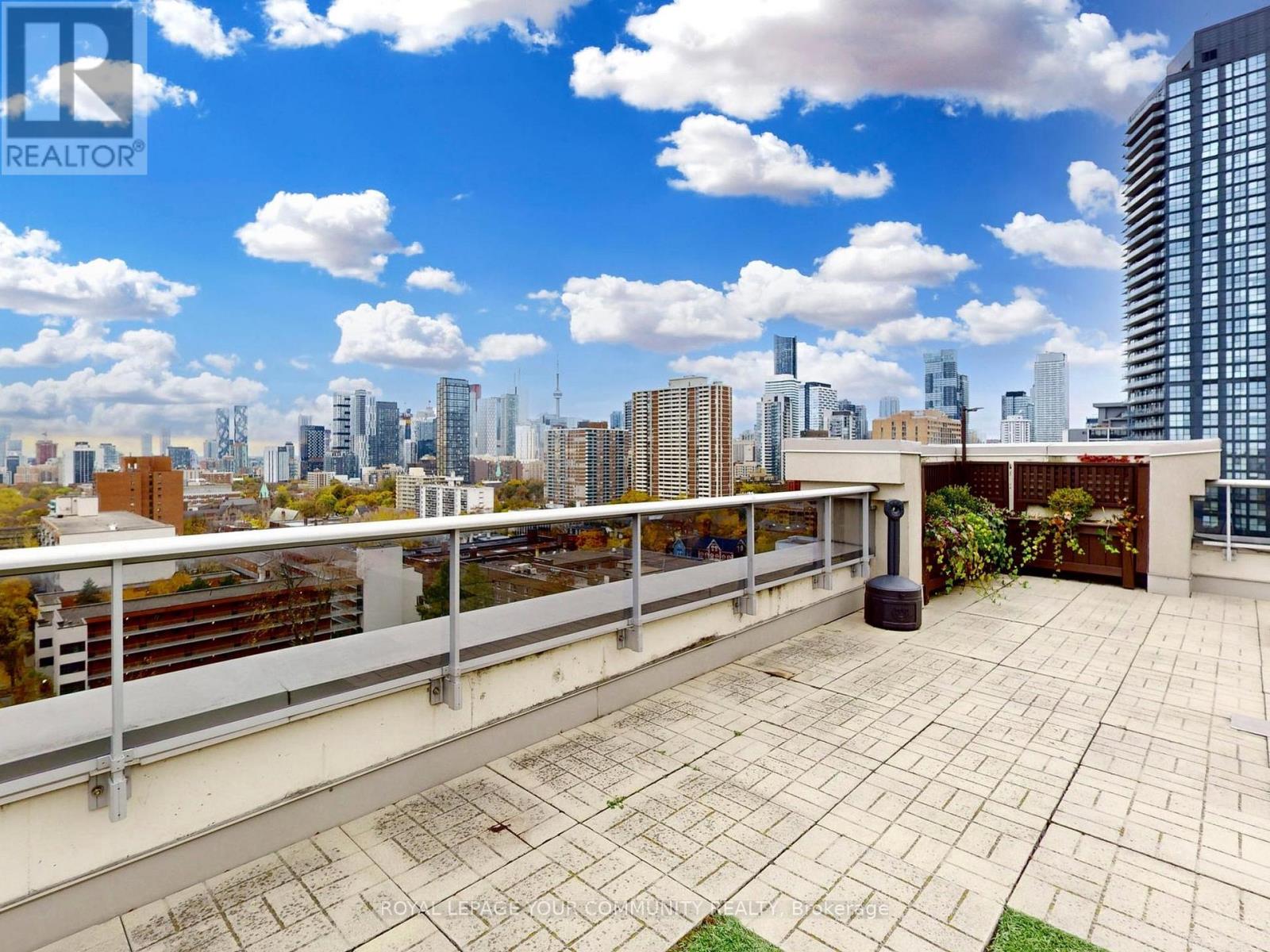 701 - 225 Wellesley Street, Toronto, Ontario  M4X 1X8 - Photo 37 - C12677574