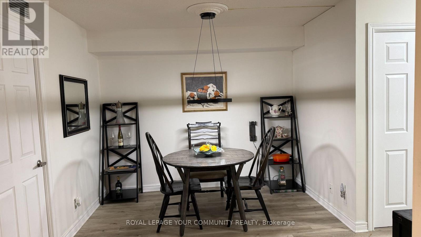 701 - 225 Wellesley Street, Toronto, Ontario  M4X 1X8 - Photo 9 - C12677574