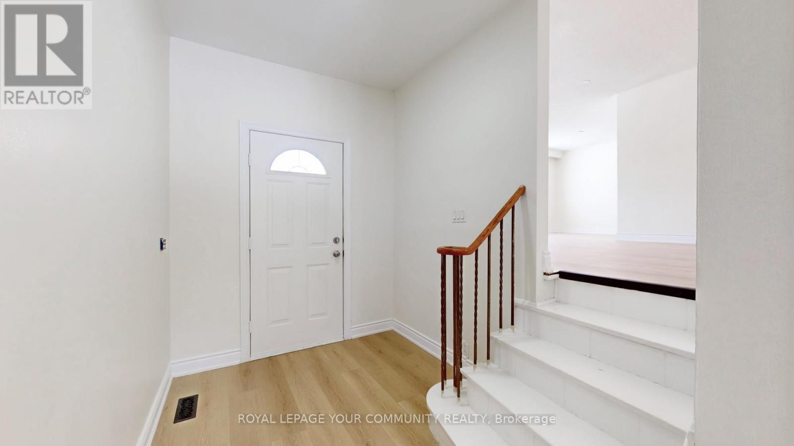 14 Lonsdale Place, Barrie (Grove East), Ontario  L4M 4J1 - Photo 4 - S12687292