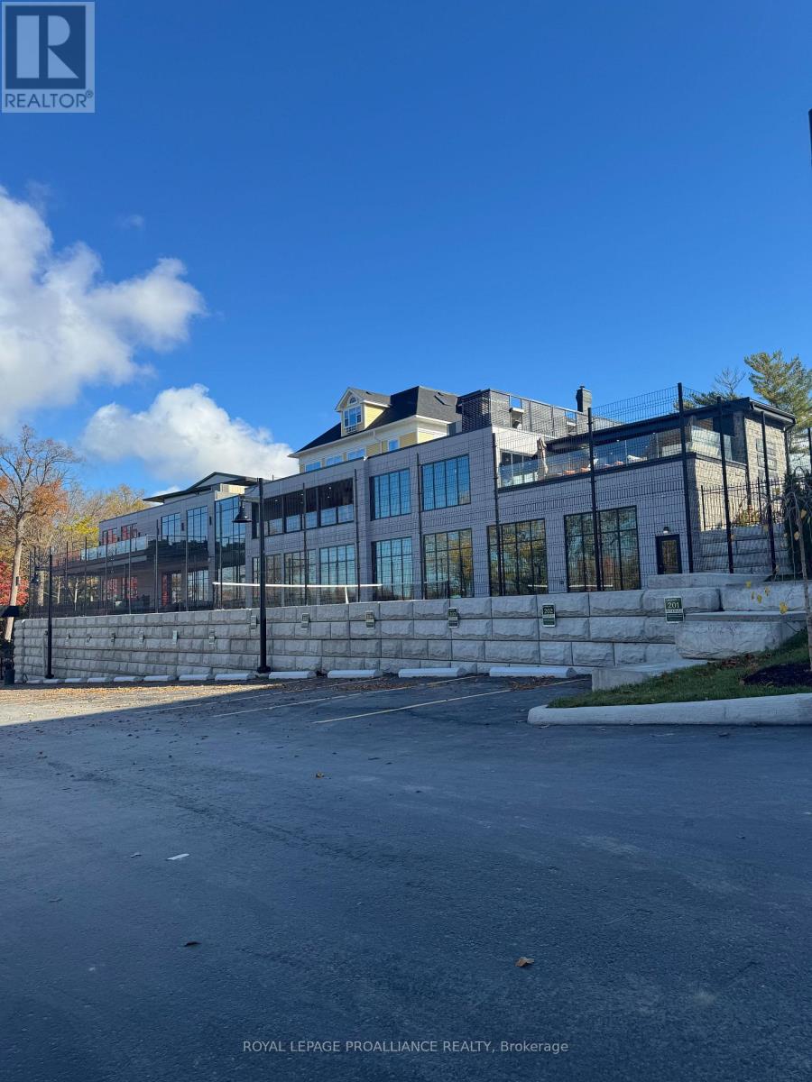 409 - 17 Cleave Avenue, Prince Edward County, Ontario  K0K 2T0 - Photo 37 - X12486858