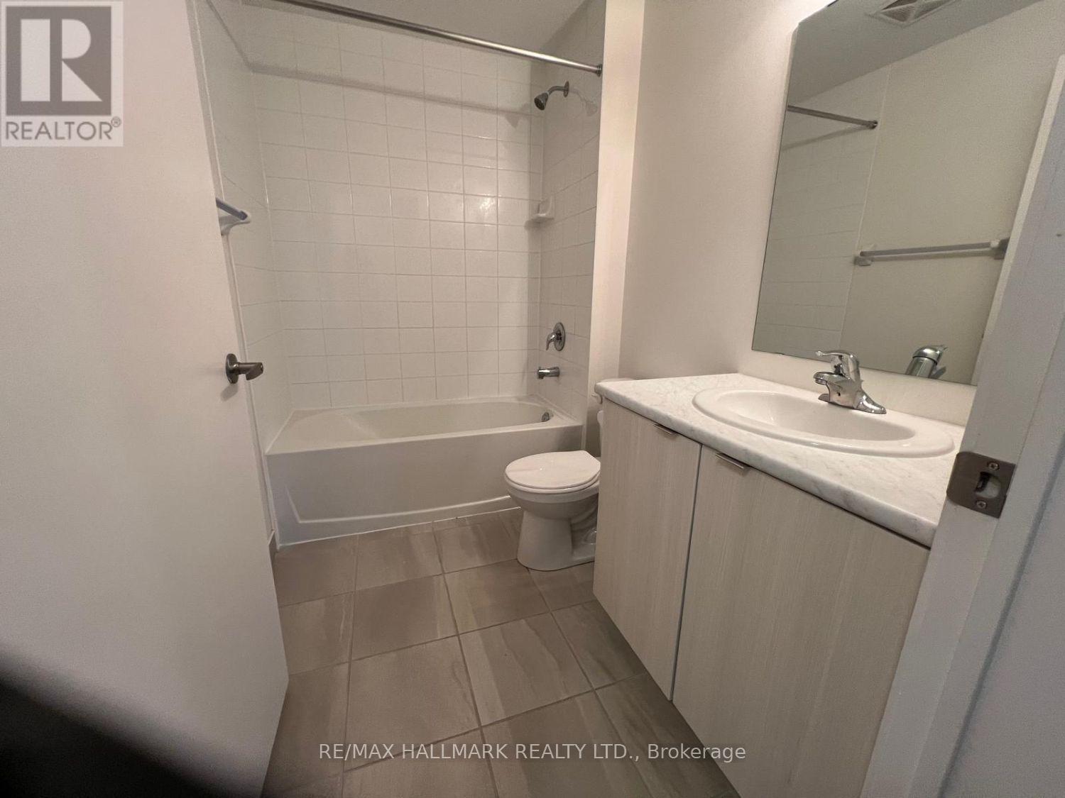 204 - 20 Orchid Place Drive, Toronto (Malvern), Ontario  M1B 0E1 - Photo 9 - E12647380