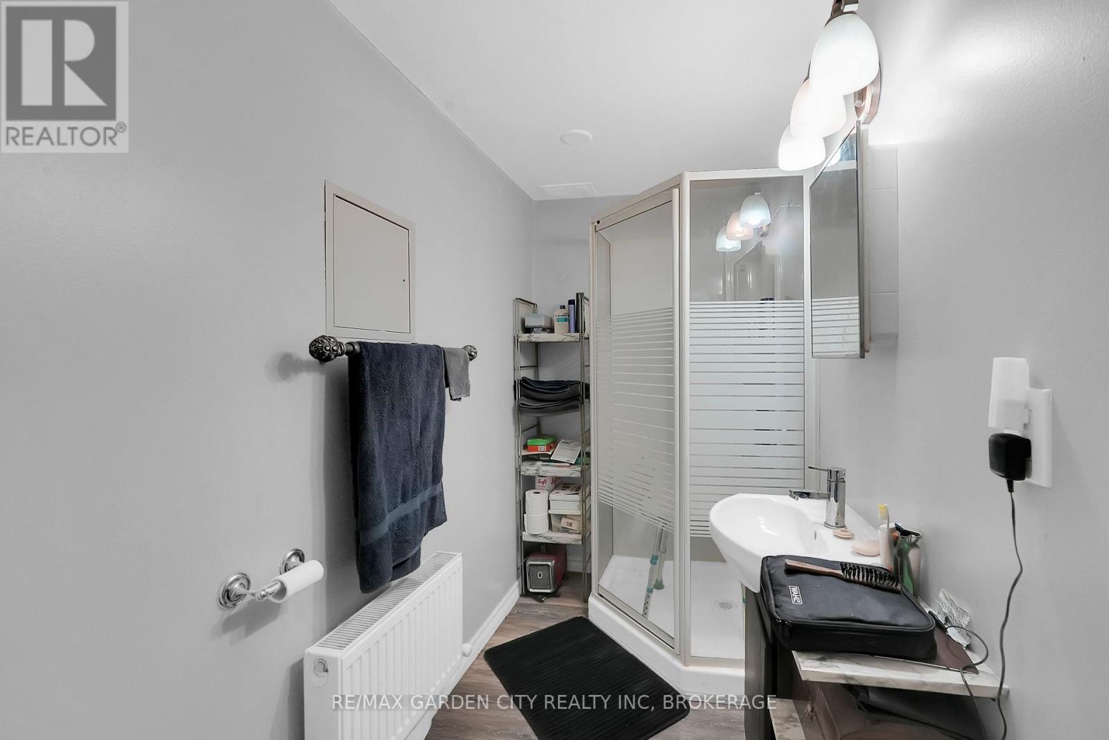 213 Geneva Street, St. Catharines, Ontario  L2R 4P9 - Photo 20 - X12361815