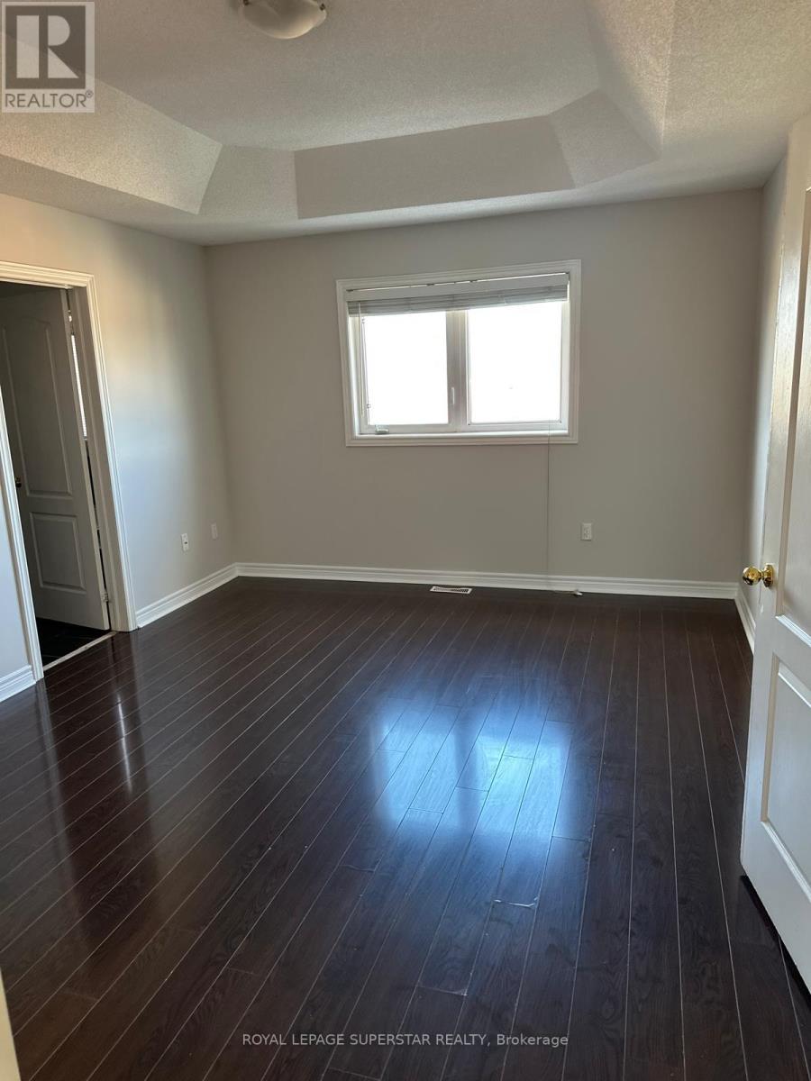 27 Robitaille Road, Brampton, Ontario  L6R 0H6 - Photo 10 - W12648032