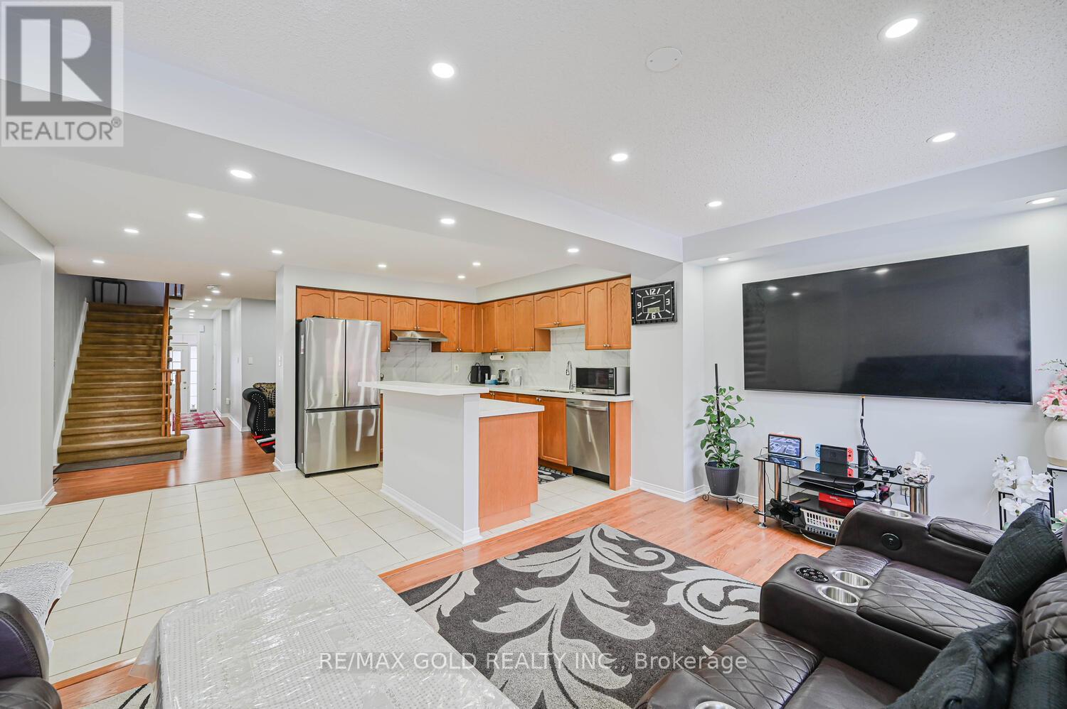 12 Rockrose Drive, Brampton, Ontario  L6R 2Z6 - Photo 22 - W12687090