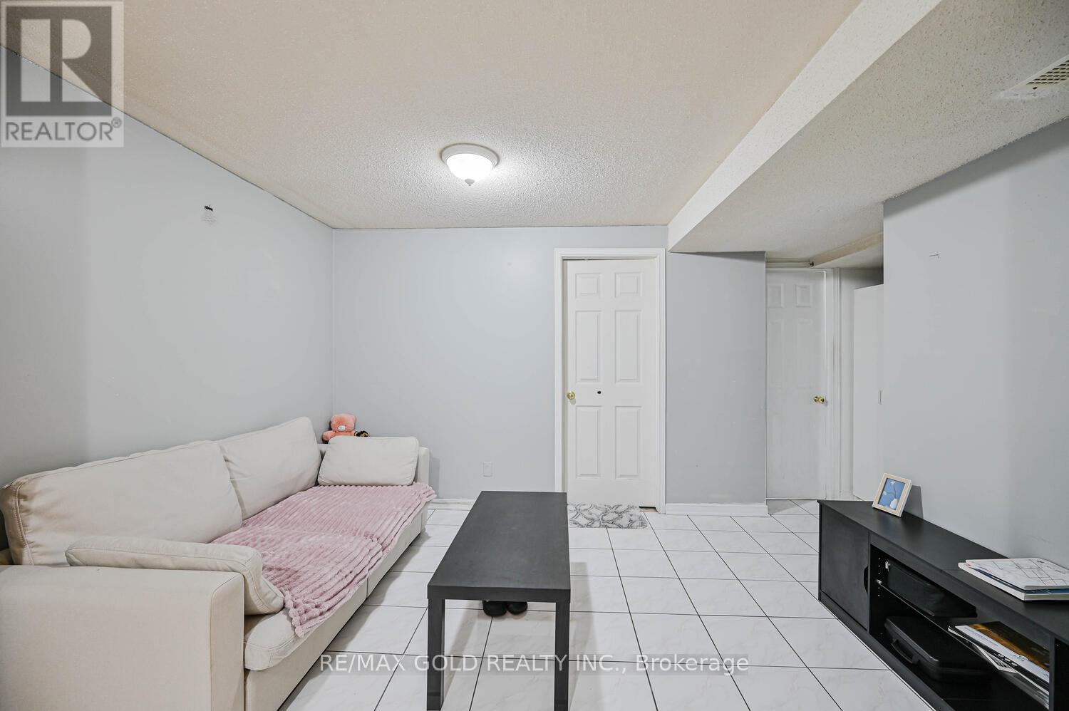 12 Rockrose Drive, Brampton, Ontario  L6R 2Z6 - Photo 43 - W12687090