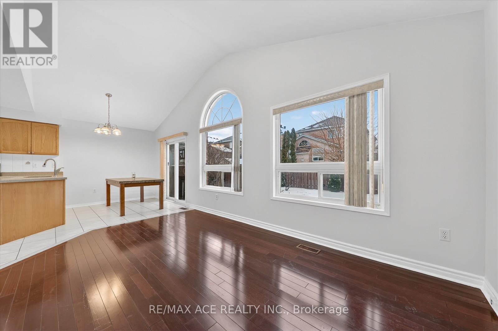 42 Feather Reed Way, Brampton, Ontario  L6R 3A3 - Photo 16 - W12687134