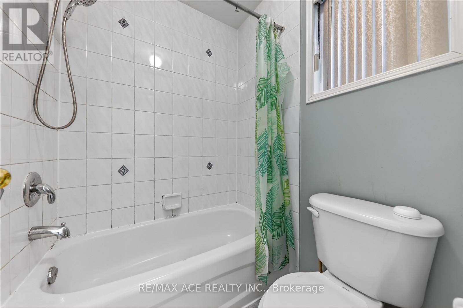 42 Feather Reed Way, Brampton, Ontario  L6R 3A3 - Photo 28 - W12687134