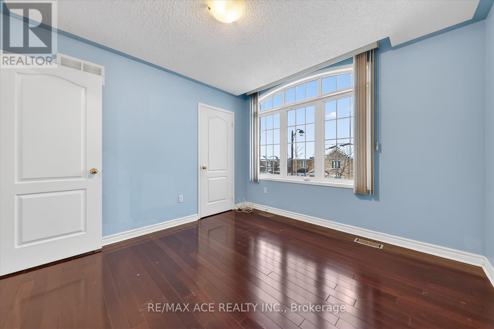 42 Feather Reed Way, Brampton, Ontario  L6R 3A3 - Photo 30 - W12687134