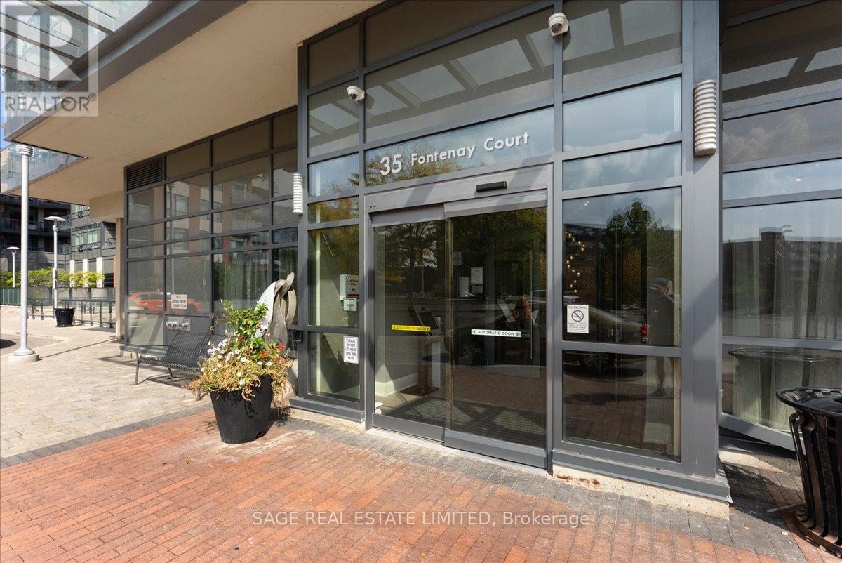 507 - 35 Fontenay Court, Toronto, Ontario  M9A 0C4 - Photo 2 - W12687154