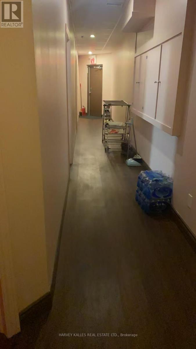 43 - 1200 Speers Road, Oakville, Ontario  L4L 2X4 - Photo 3 - W12687162