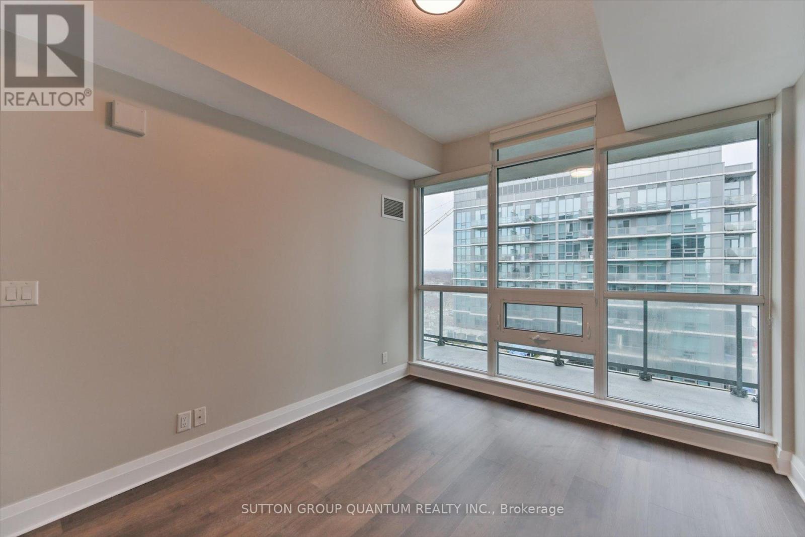 902 - 1185 The Queensway, Toronto, Ontario  M8Z 0C6 - Photo 18 - W12687164