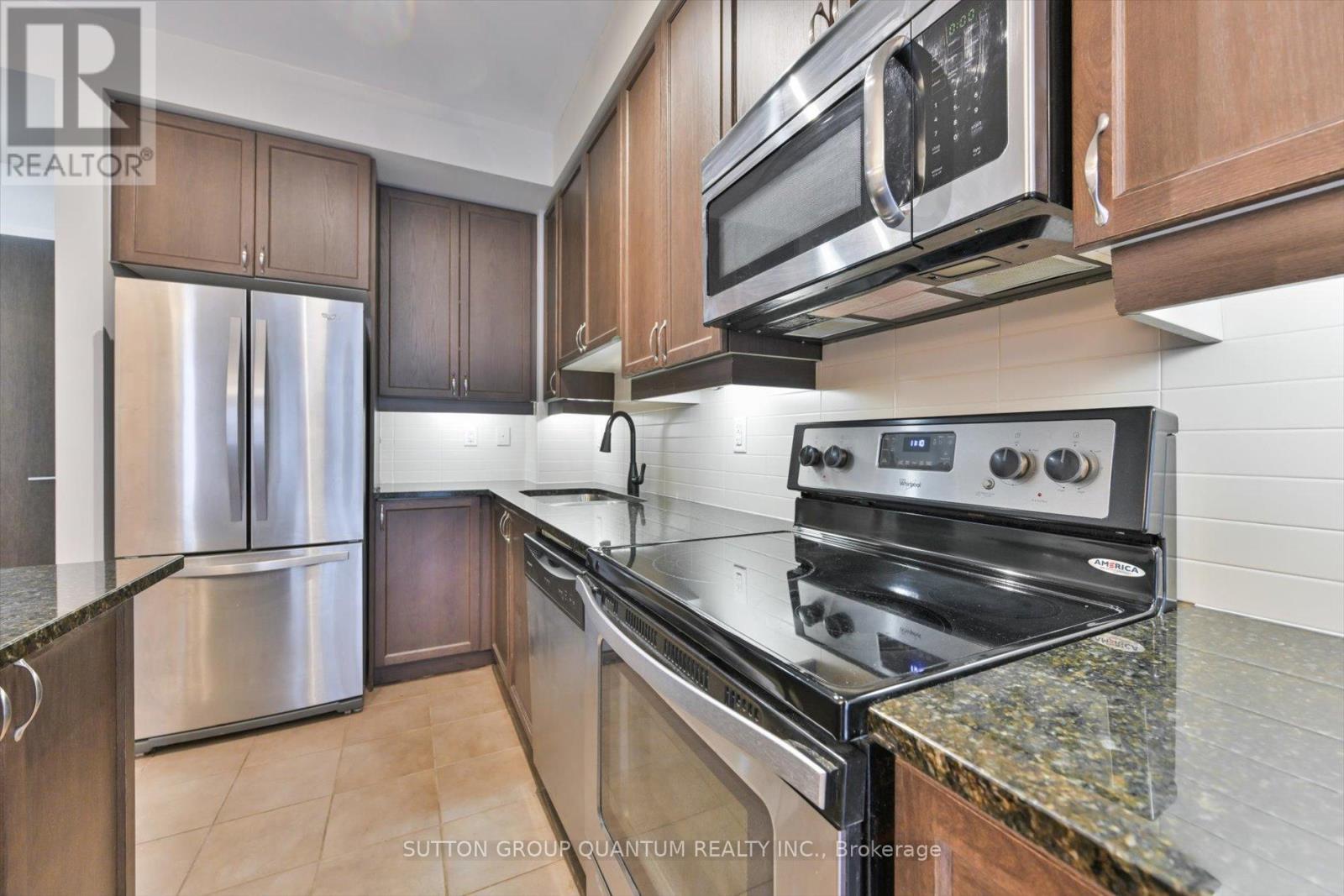 902 - 1185 The Queensway, Toronto, Ontario  M8Z 0C6 - Photo 9 - W12687164