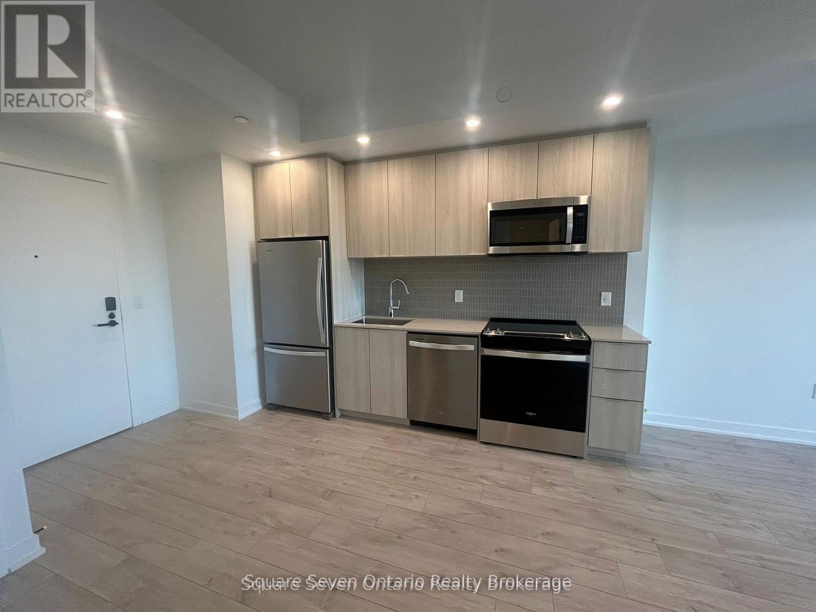 514 - 720 Whitlock Avenue, Milton, Ontario  L9E 2B5 - Photo 1 - W12687178