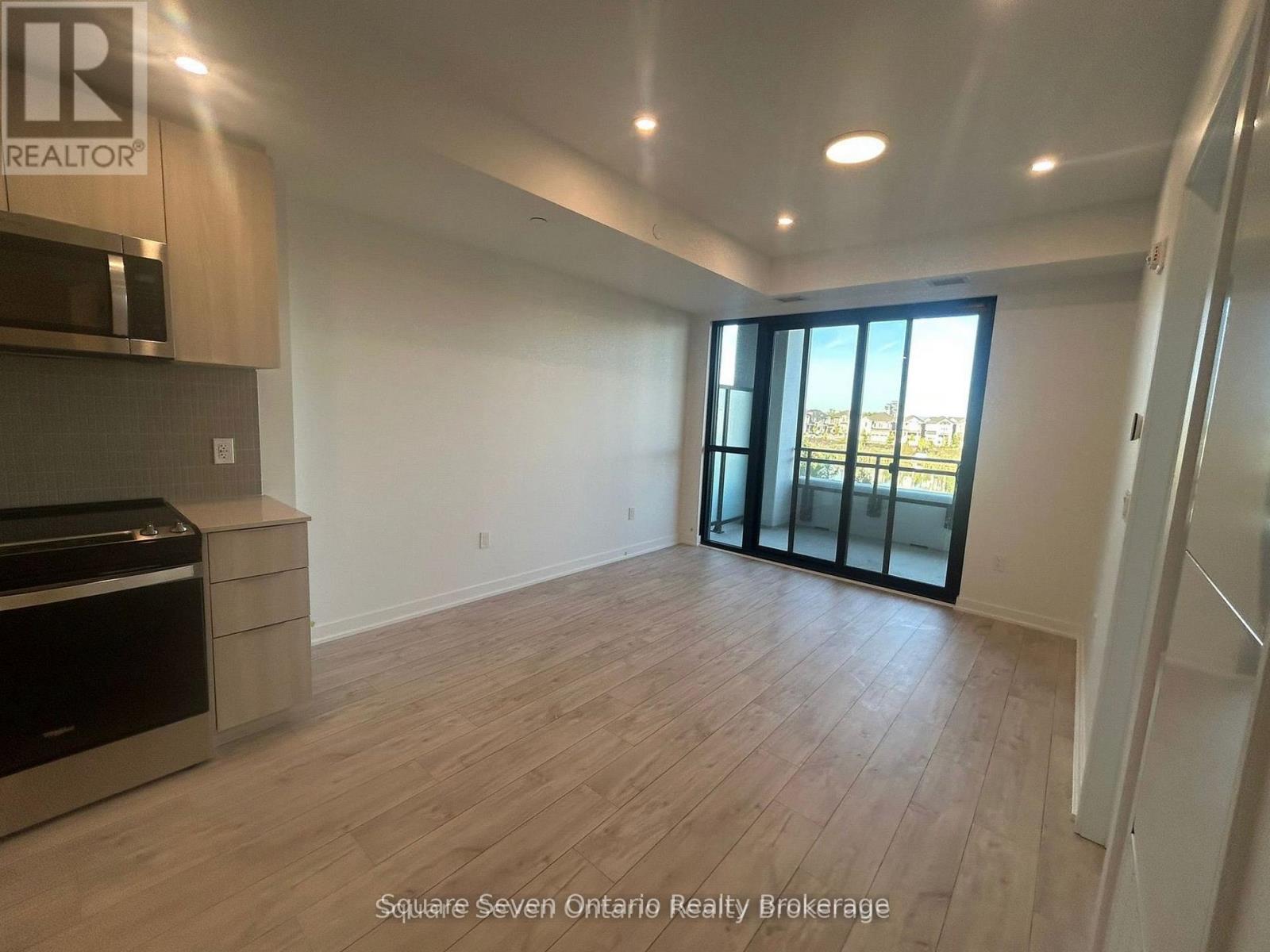 514 - 720 Whitlock Avenue, Milton, Ontario  L9E 2B5 - Photo 2 - W12687178