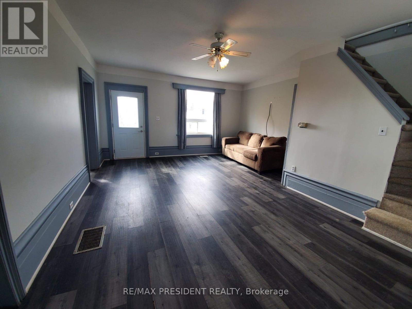 16029 Airport Road, Caledon, Ontario  L7C 1E7 - Photo 10 - W12687190