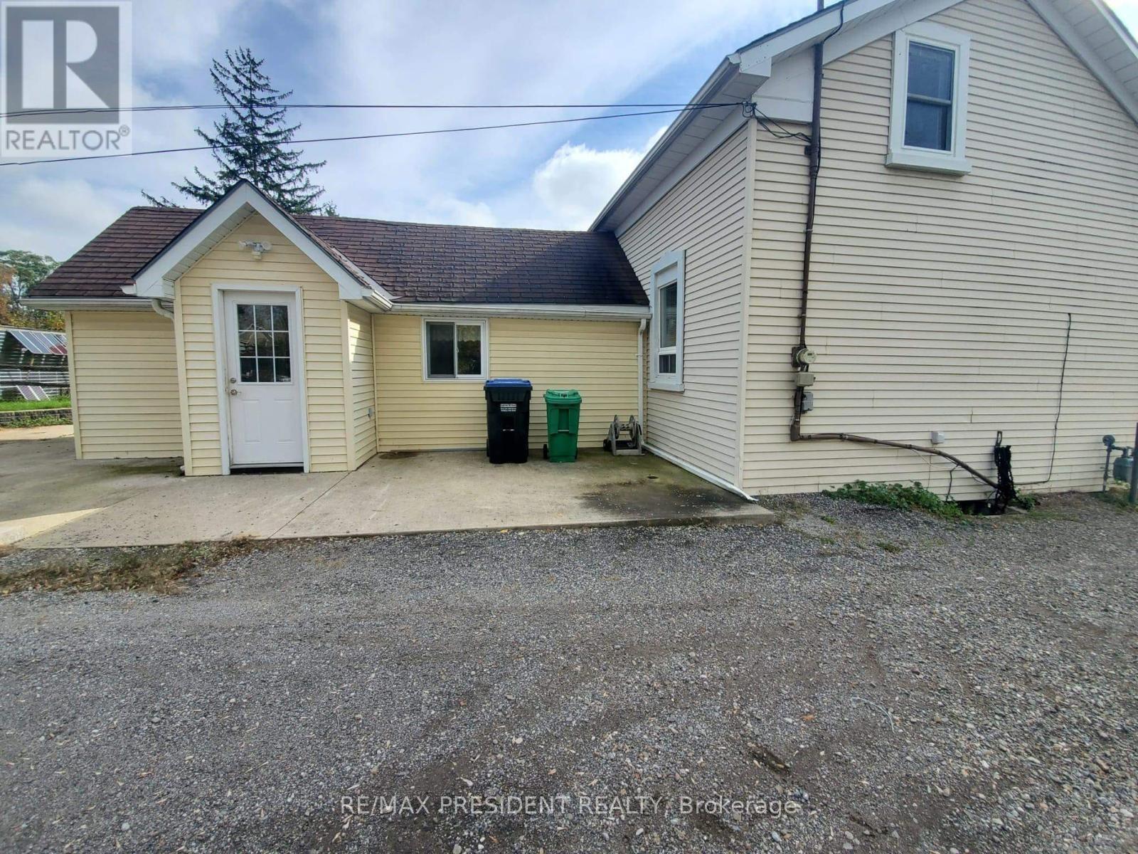 16029 Airport Road, Caledon, Ontario  L7C 1E7 - Photo 2 - W12687190