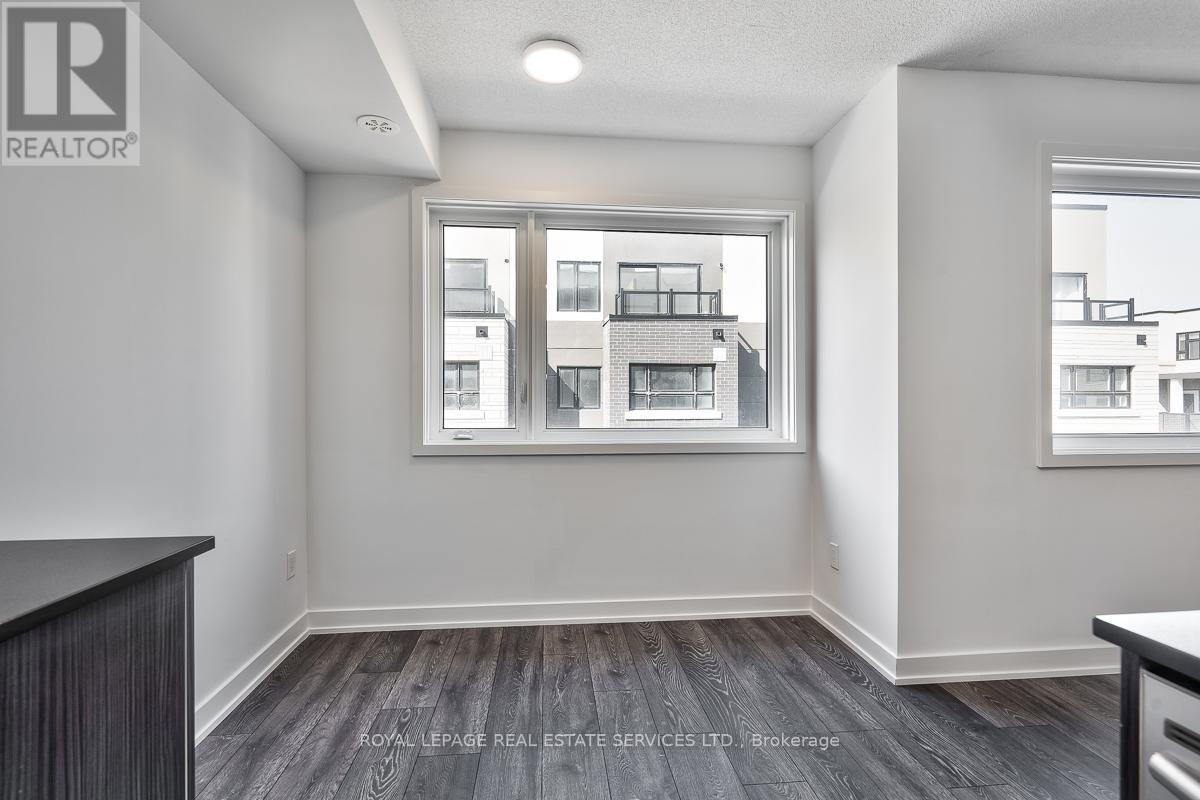 806 - 1133 Cooke Boulevard, Burlington (Lasalle), Ontario  L7T 0C3 - Photo 3 - W12687228