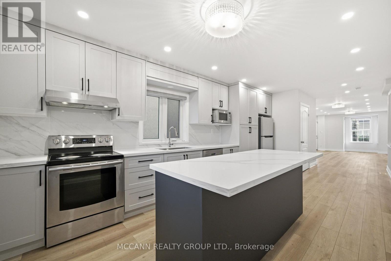 Mn &2nd - 274 Boon Avenue, Toronto, Ontario  M6E 3Z9 - Photo 12 - W12687256