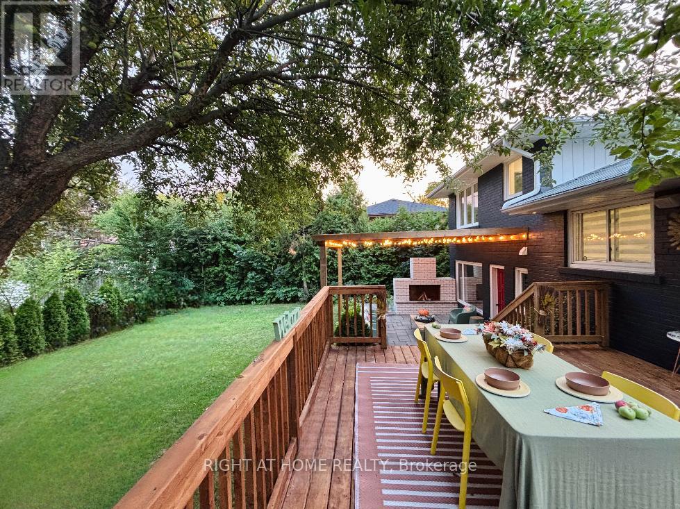 23 Drury Lane, Toronto (Humber Heights), Ontario  M9P 1P8 - Photo 24 - W12687322