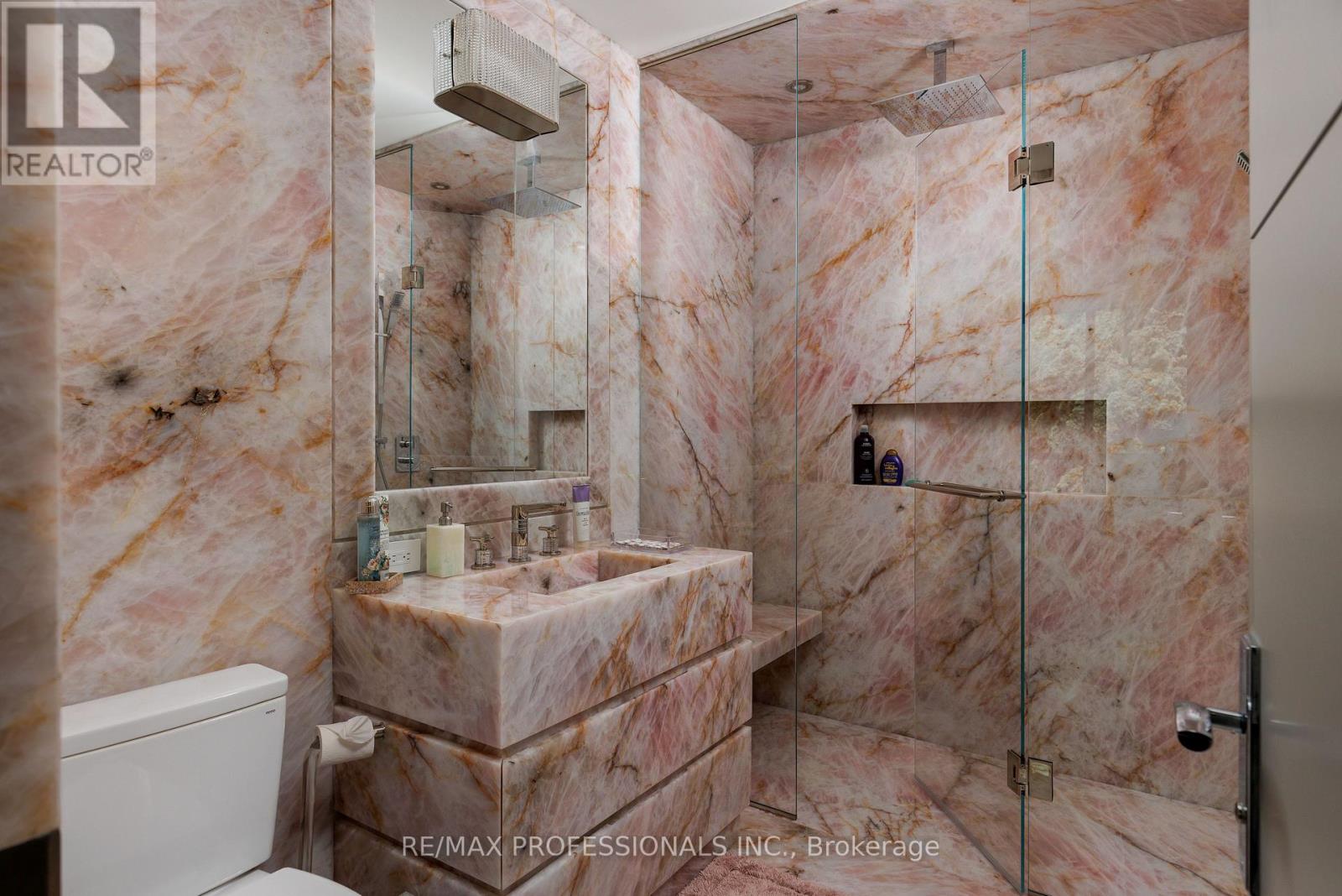 7 Ashley Park Road, Toronto (Edenbridge-Humber Valley), Ontario  M9A 4C9 - Photo 28 - W12687324