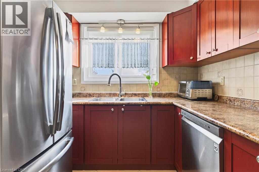 214 Vance Drive, Oakville, Ontario  L6L 3L1 - Photo 18 - 40795937