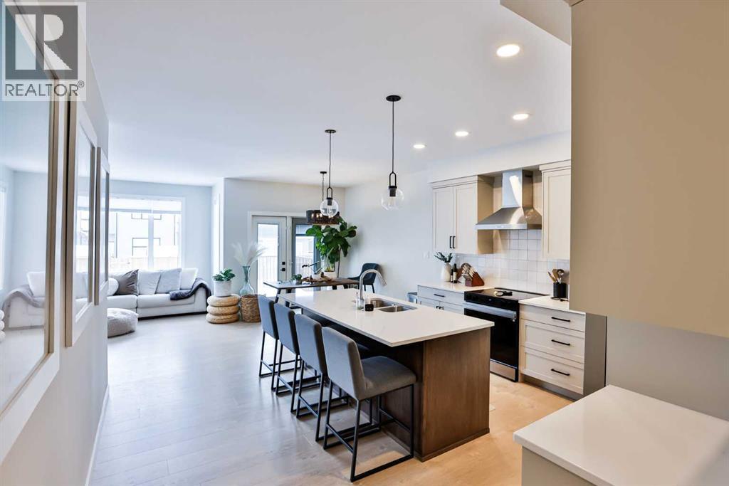 549 Riverhills Way W, Lethbridge, Alberta  T1K 8H8 - Photo 5 - A2273379