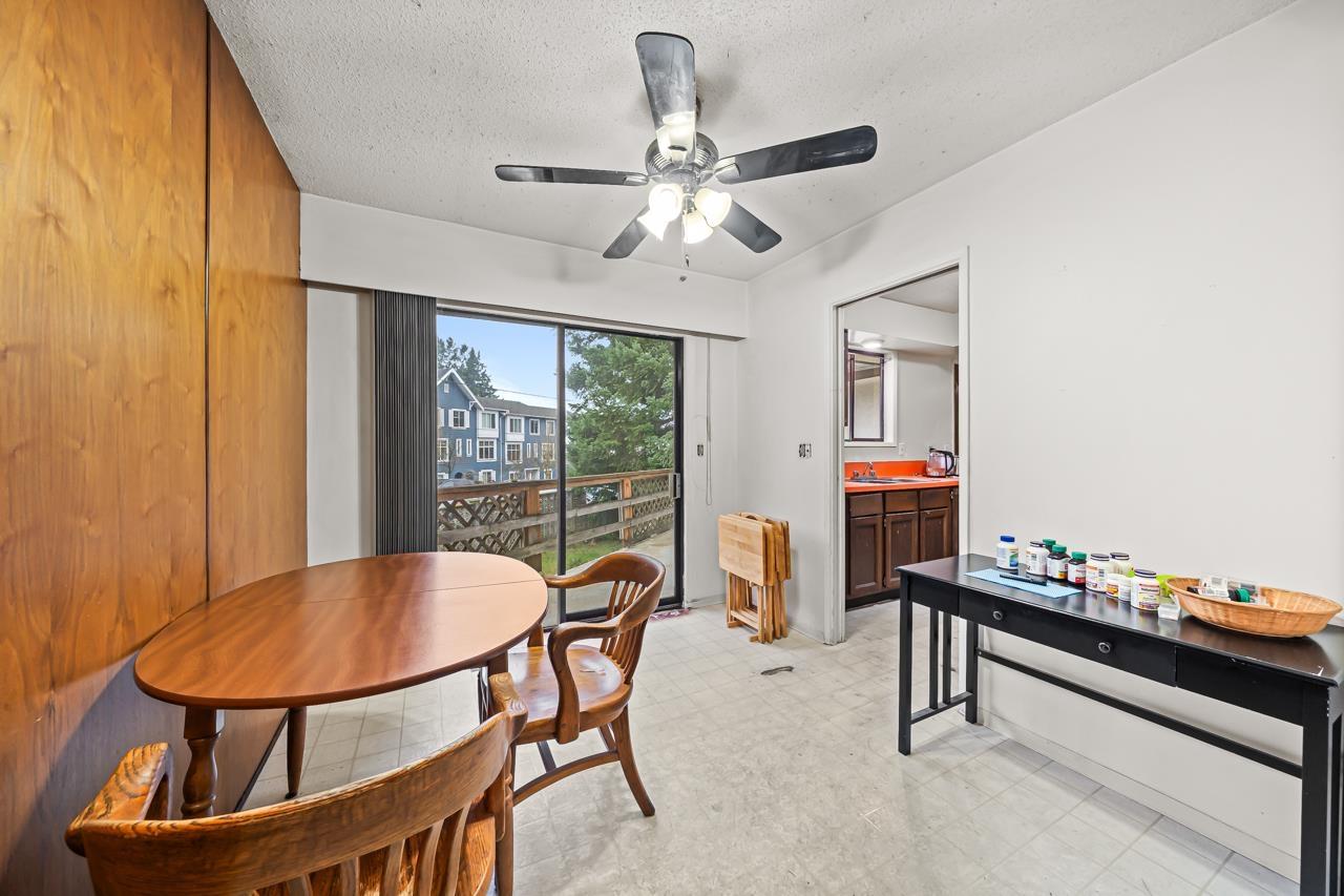 2751 153a Street, Surrey, British Columbia  V4P 1C1 - Photo 8 - R3077279