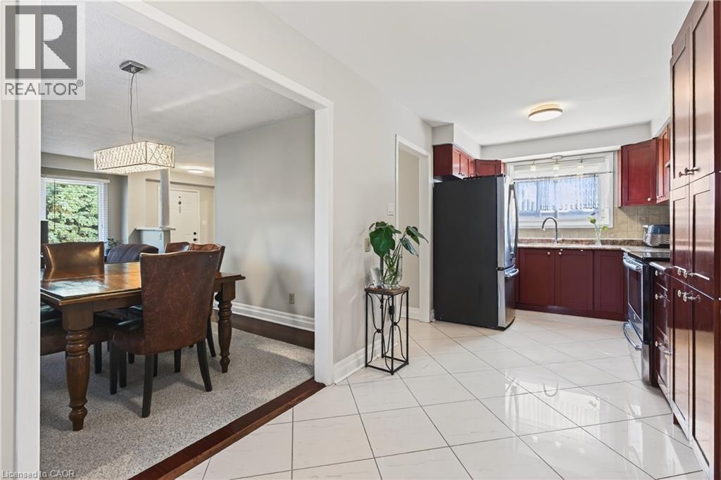 214 Vance Drive, Oakville, Ontario  L6L 3L1 - Photo 22 - 40795937