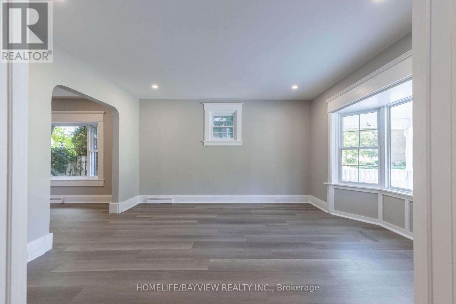 19 Main Street, St. Catharines, Ontario  L2N 4T5 - Photo 13 - X12462140