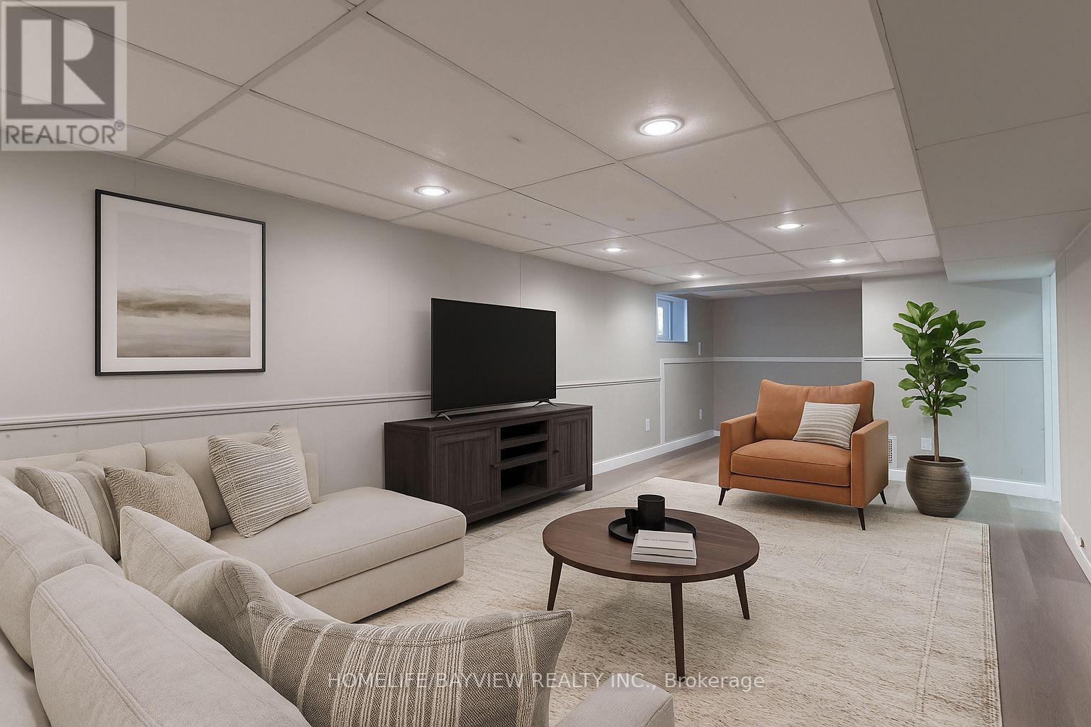 19 Main Street, St. Catharines, Ontario  L2N 4T5 - Photo 27 - X12462140