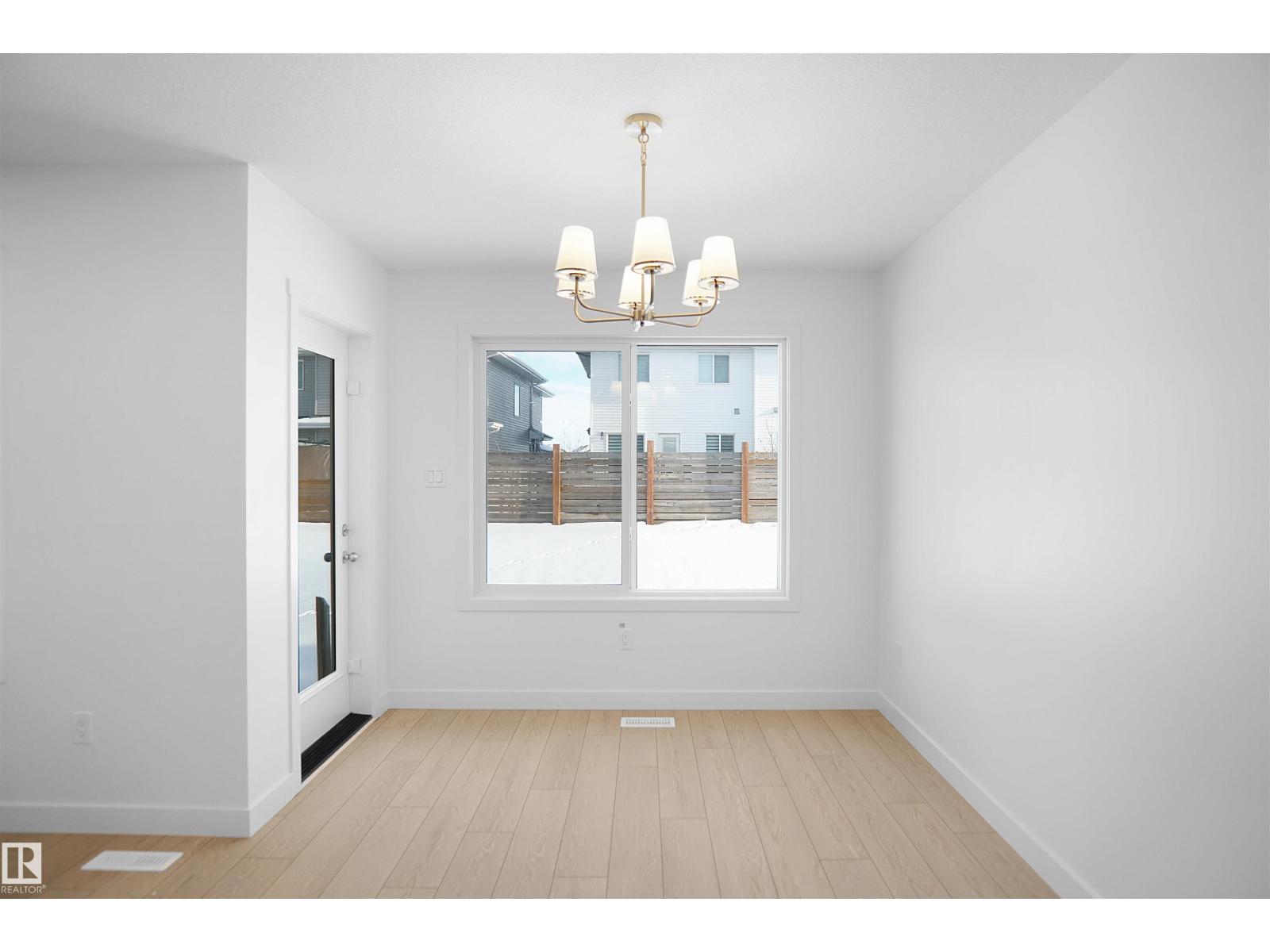 907 16 Av Nw, Edmonton, Alberta  T6T 2V2 - Photo 19 - E4463843