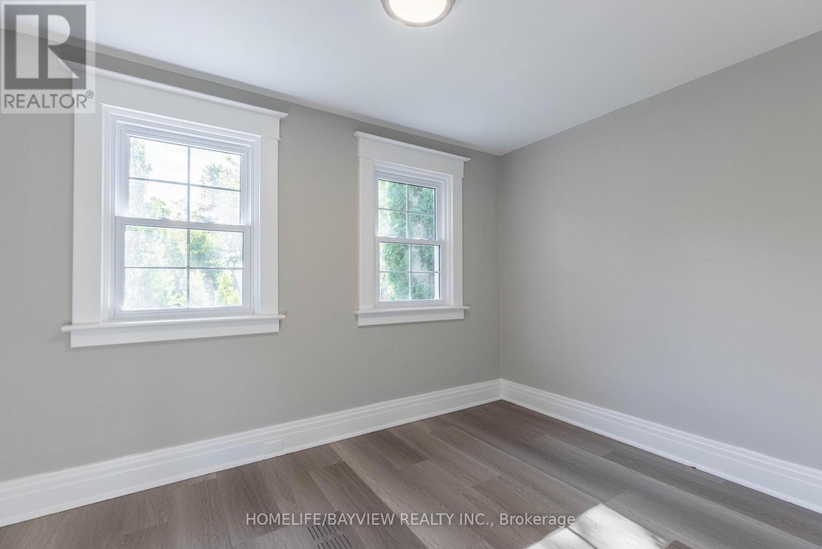 19 Main Street, St. Catharines, Ontario  L2N 4T5 - Photo 20 - X12577638