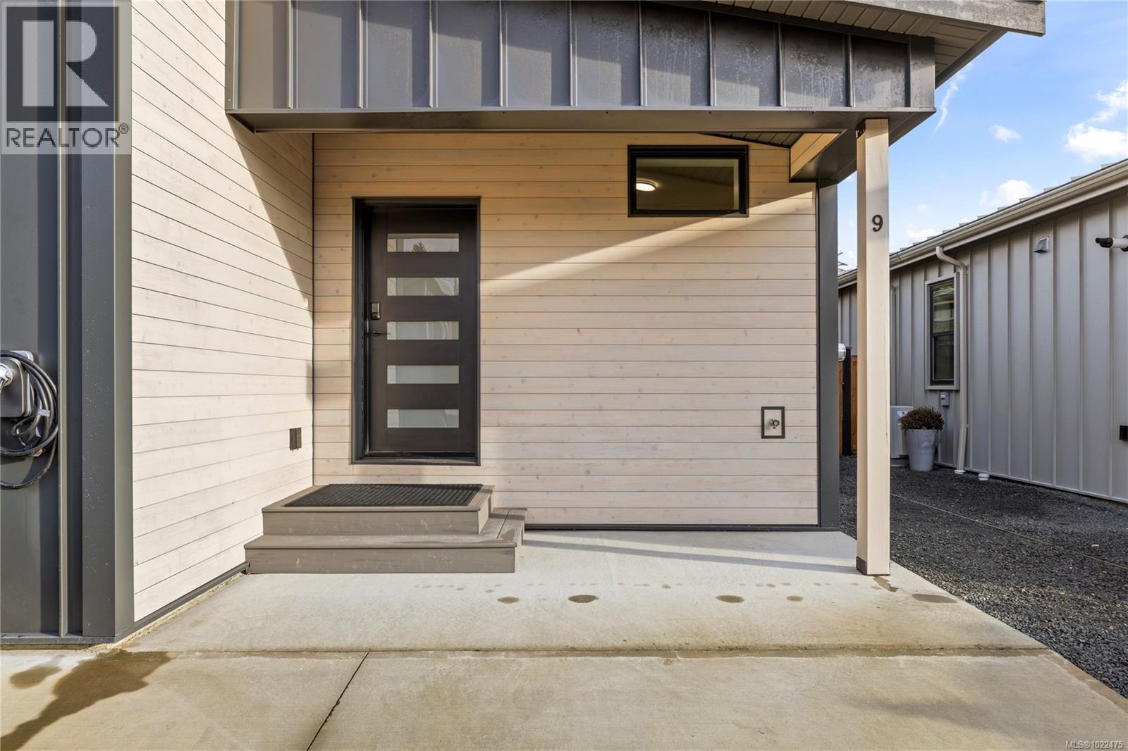 9 3025 Royston Rd, Cumberland, British Columbia V0R 1S0 - Photo 37 - 1022475